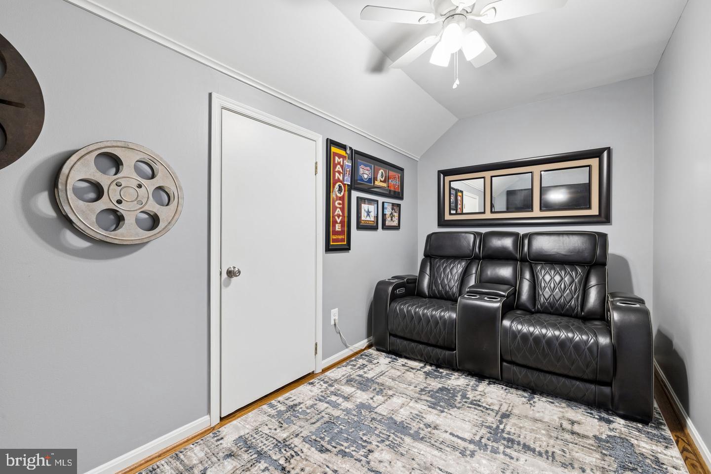 9081 Park Ave Property Photo 46