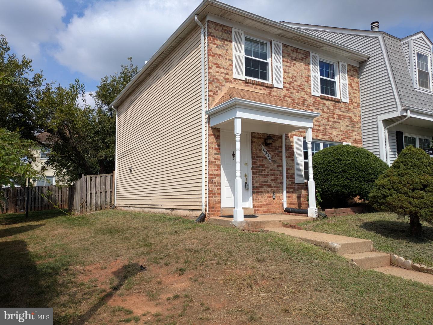 9032 Whispering Pine Ct Property Photo 1