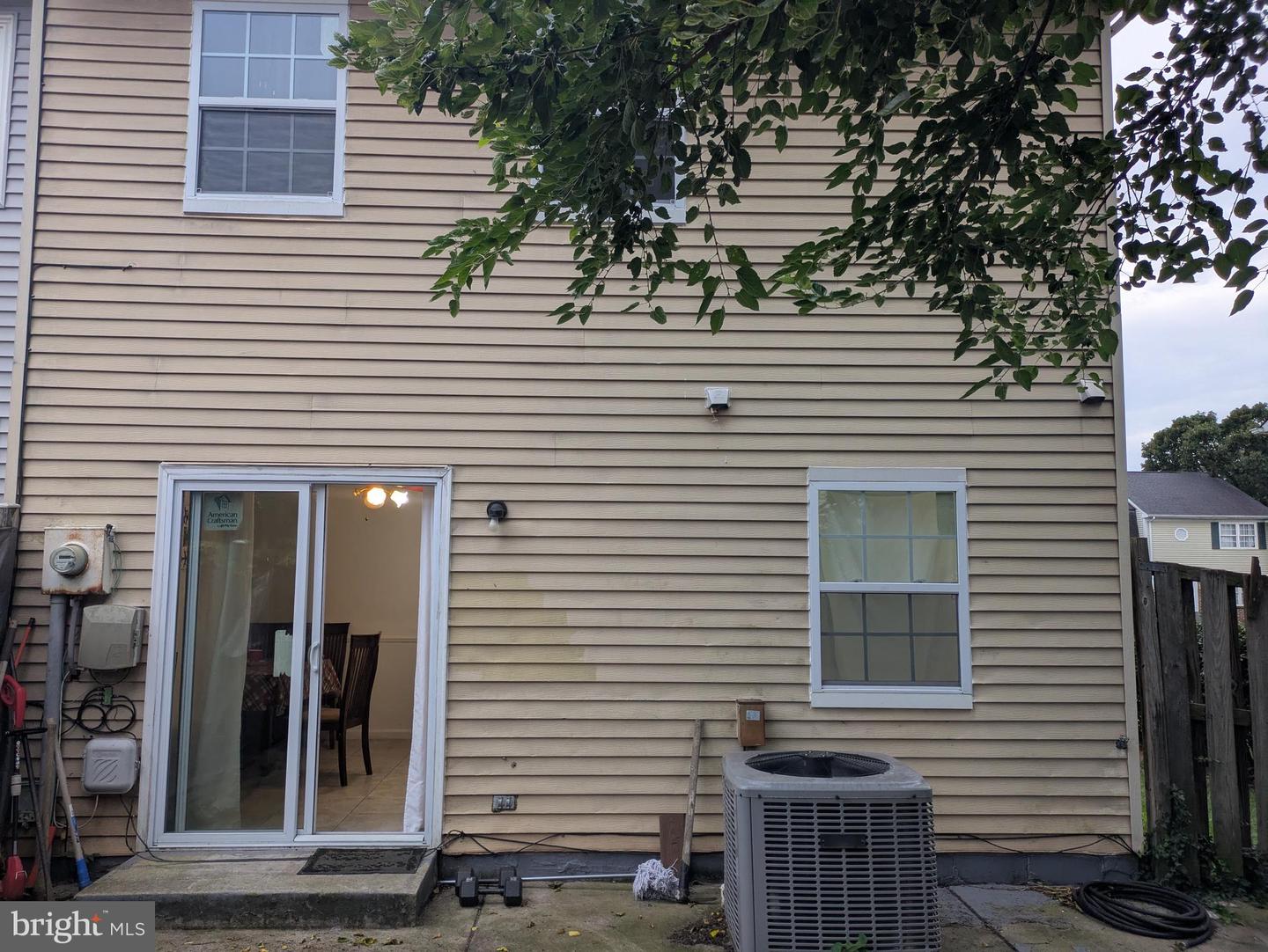9032 Whispering Pine Ct Property Photo 2