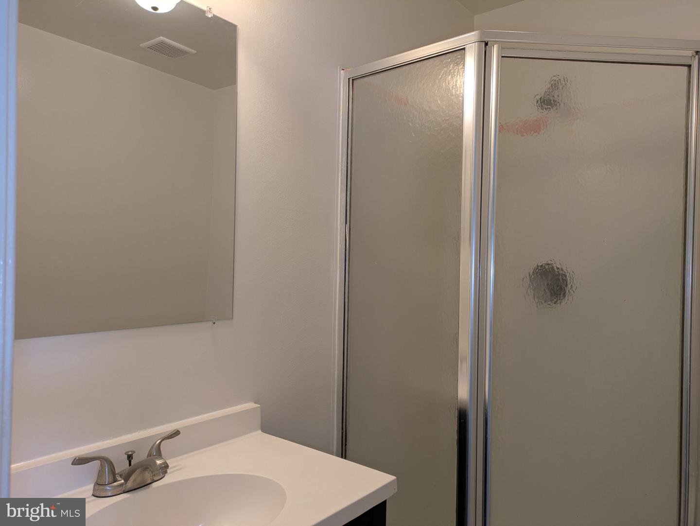 9032 Whispering Pine Ct Property Photo 6