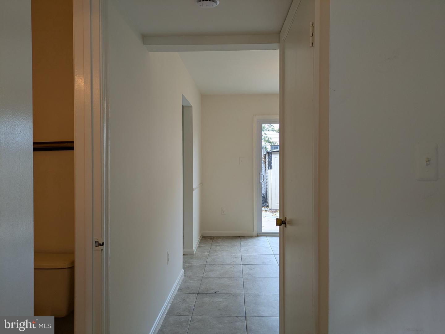 9032 Whispering Pine Ct Property Photo 12