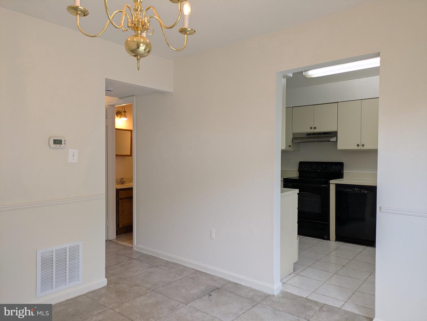 9032 Whispering Pine Ct Property Photo 19