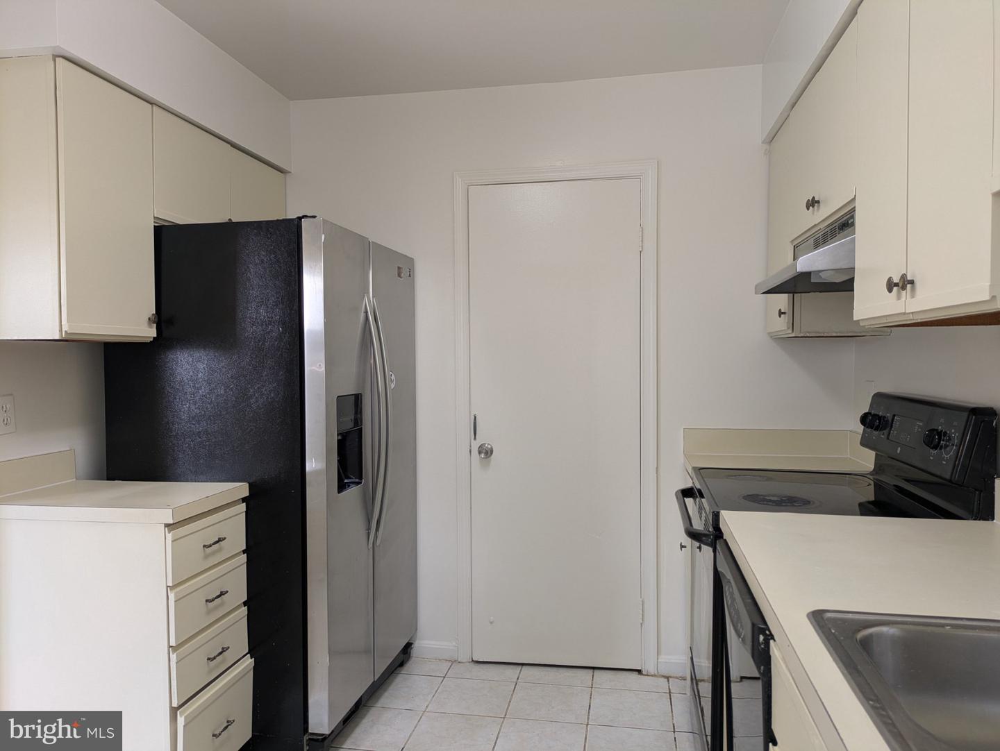 9032 Whispering Pine Ct Property Photo 50