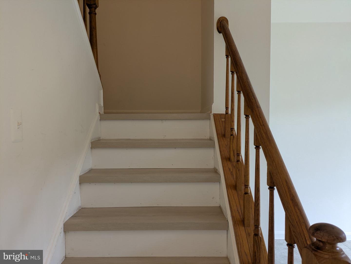 9032 Whispering Pine Ct Property Photo 53