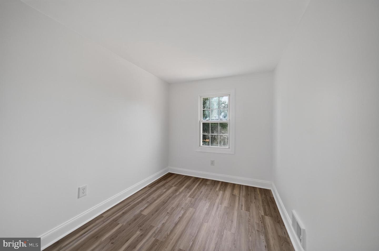 9248 Hood Rd Property Photo 18