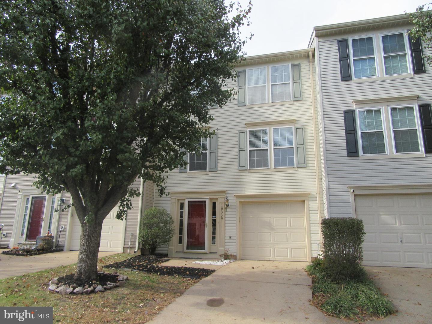10339 Gent Ct Property Photo 2