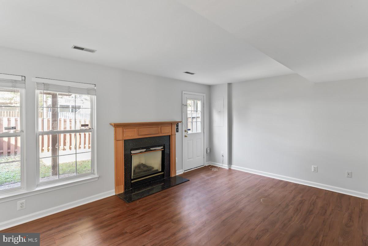 10339 Gent Ct Property Photo 14