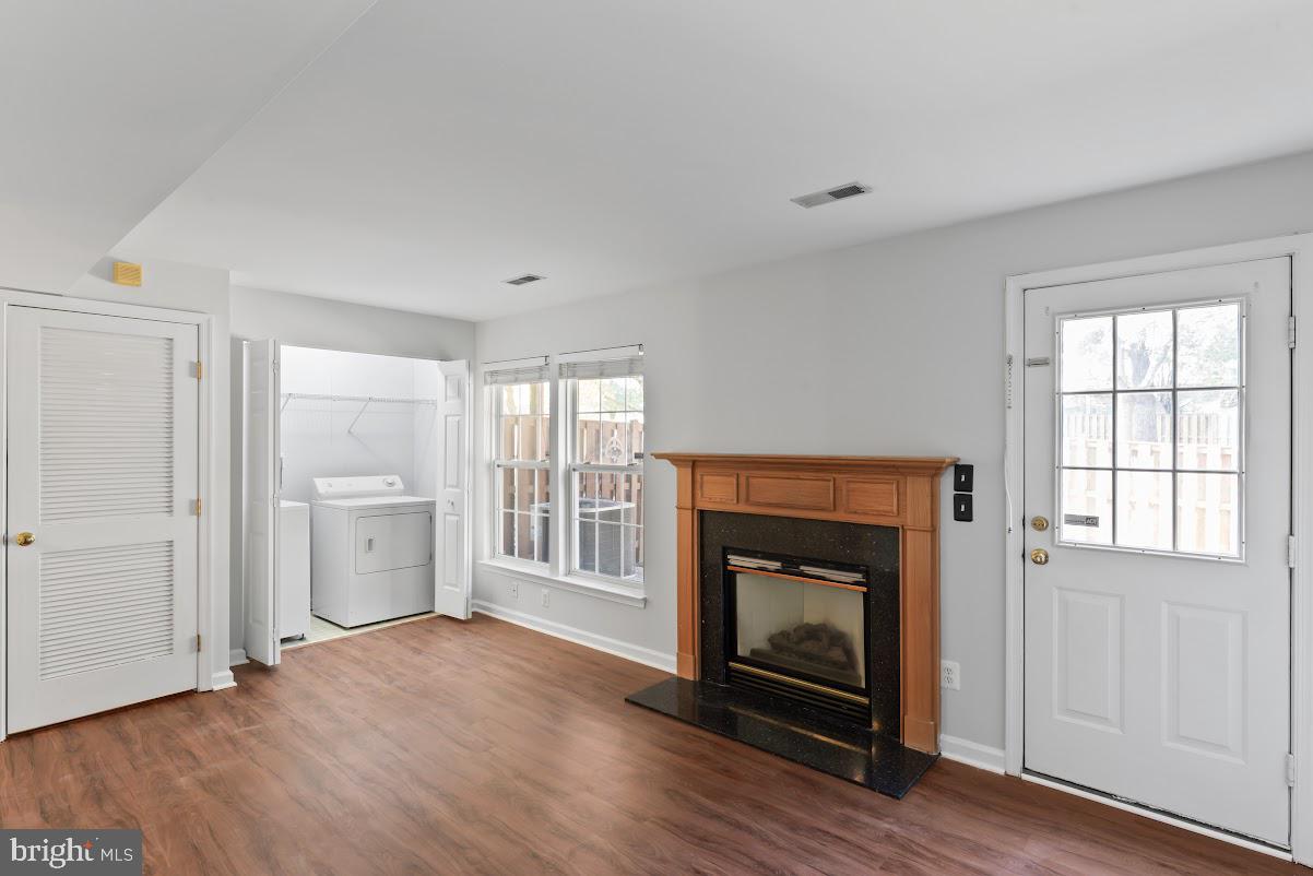 10339 Gent Ct Property Photo 15