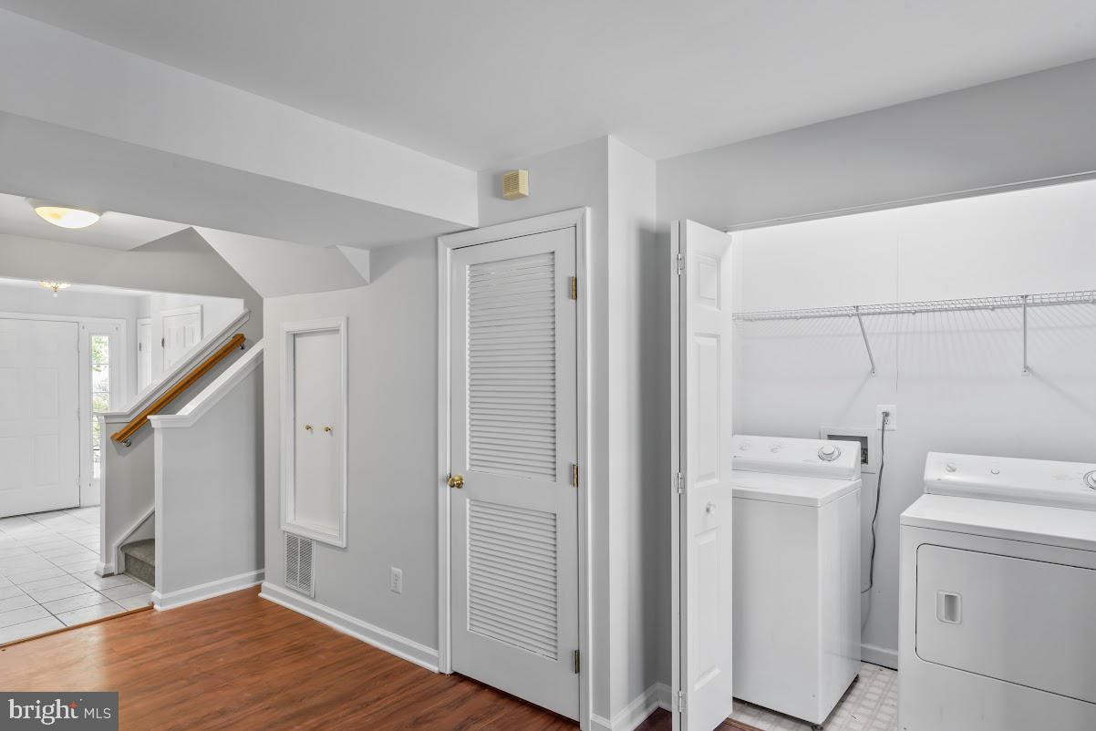 10339 Gent Ct Property Photo 16