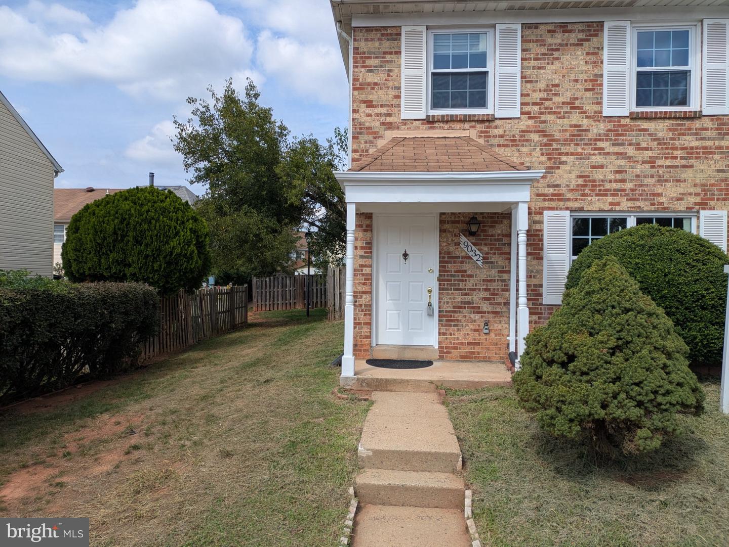 9032 Whispering Pine Ct Property Photo 1
