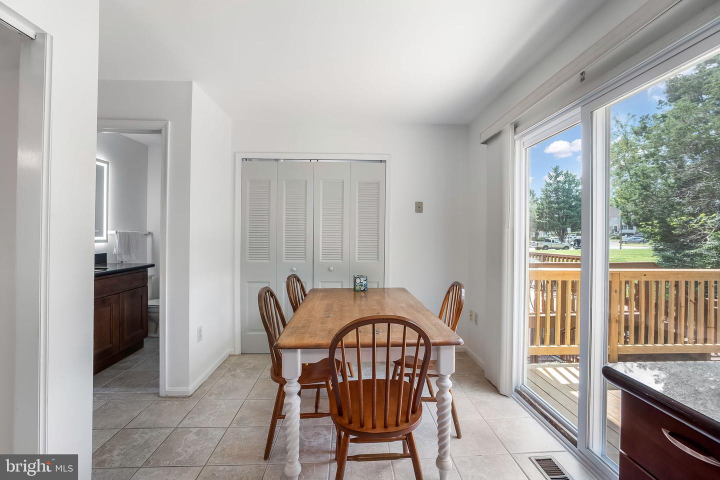 8711 Ditmars Ct Property Photo 13