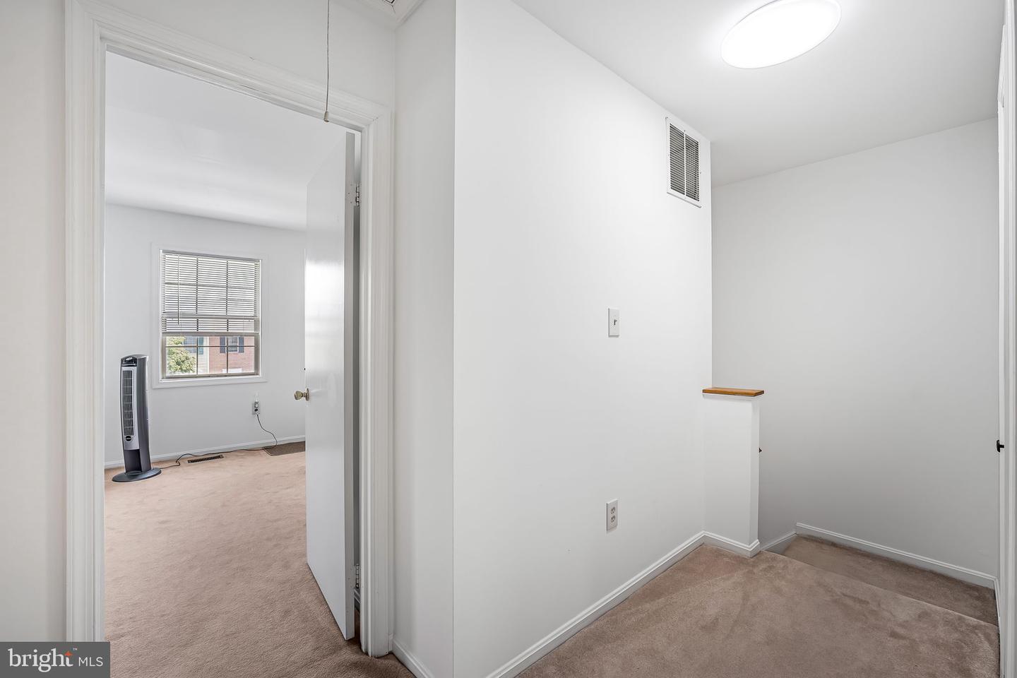 8711 Ditmars Ct Property Photo 17