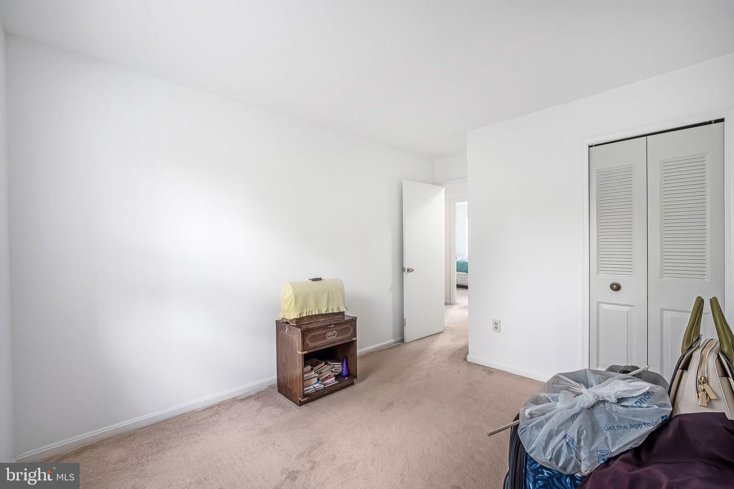 8711 Ditmars Ct Property Photo 23