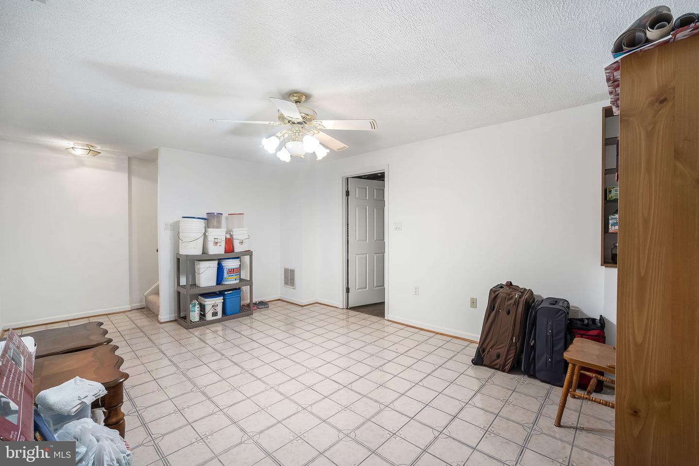 8711 Ditmars Ct Property Photo 25