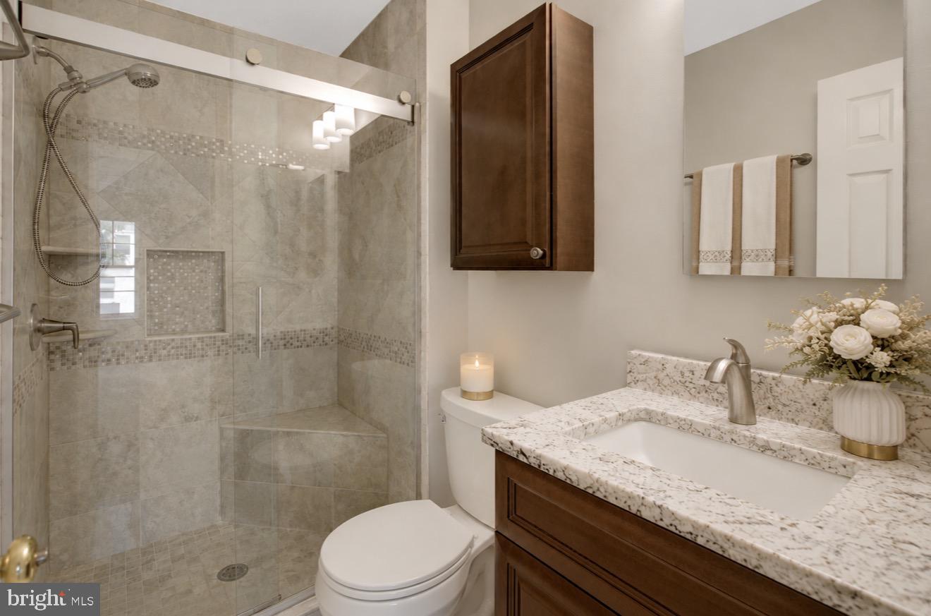 9400 Scarlet Oak Dr Property Photo 23
