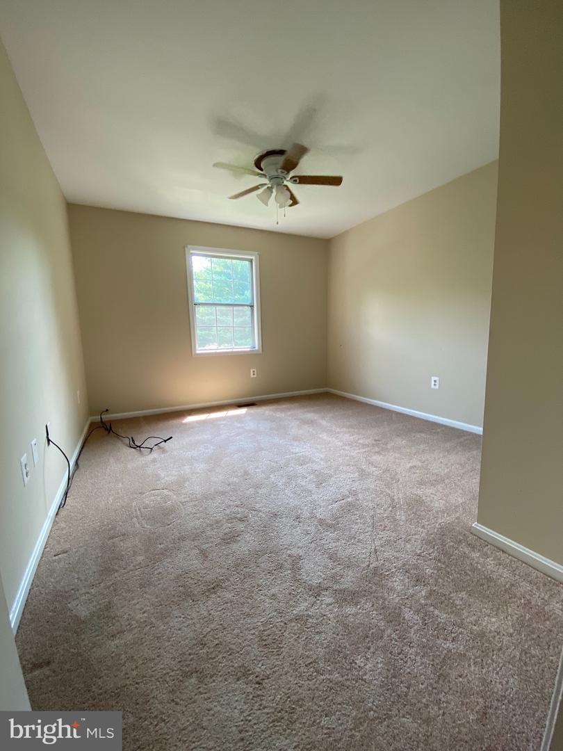 8701 Point Of Woods Dr Property Photo 8