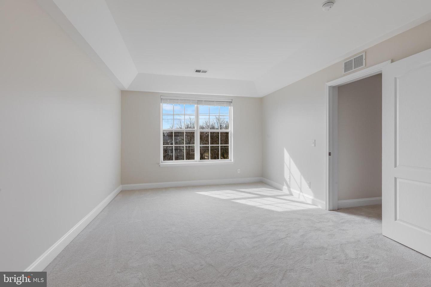 9204 Charleston Dr #206 Property Photo 17
