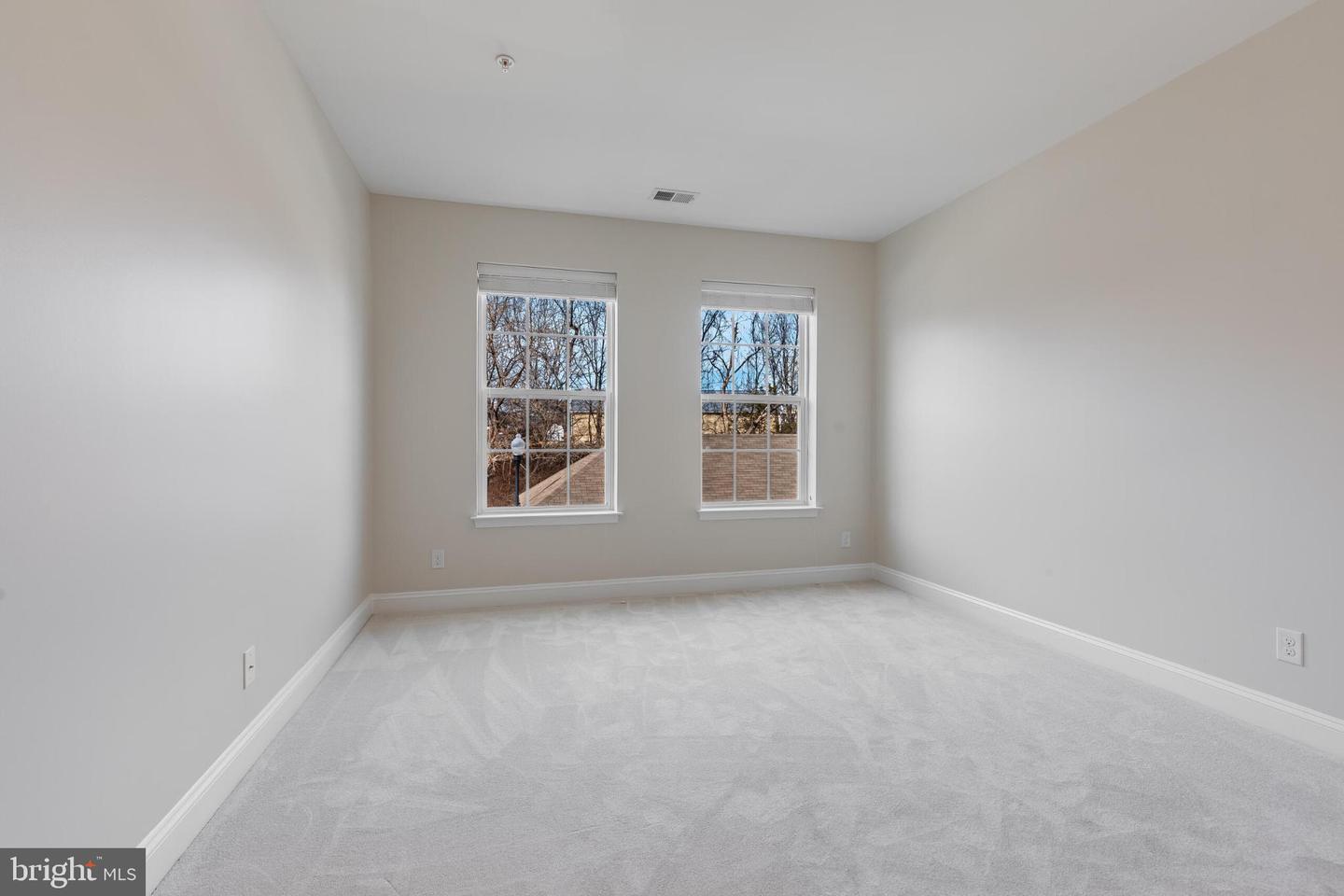9204 Charleston Dr #206 Property Photo 27