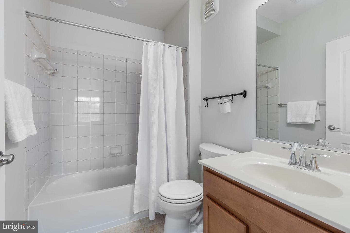 9204 Charleston Dr #206 Property Photo 29