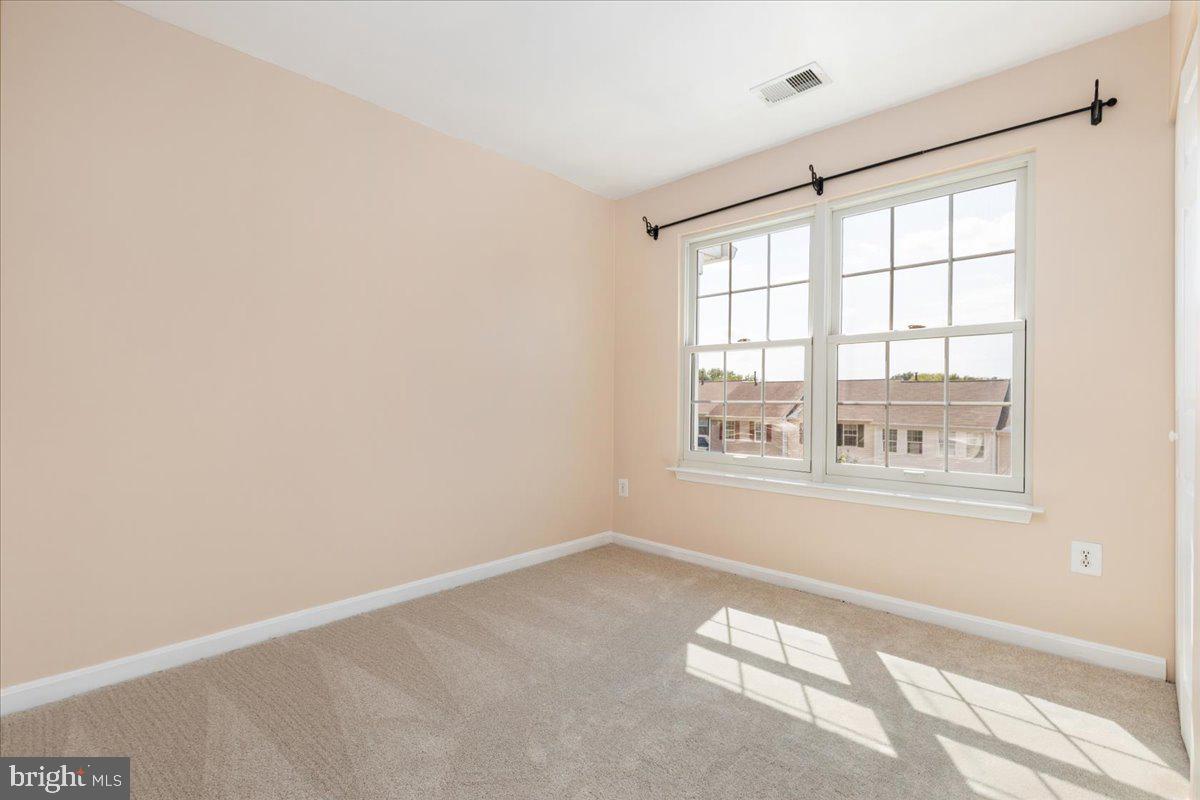 10251 Magnolia Grove Dr Property Photo 22