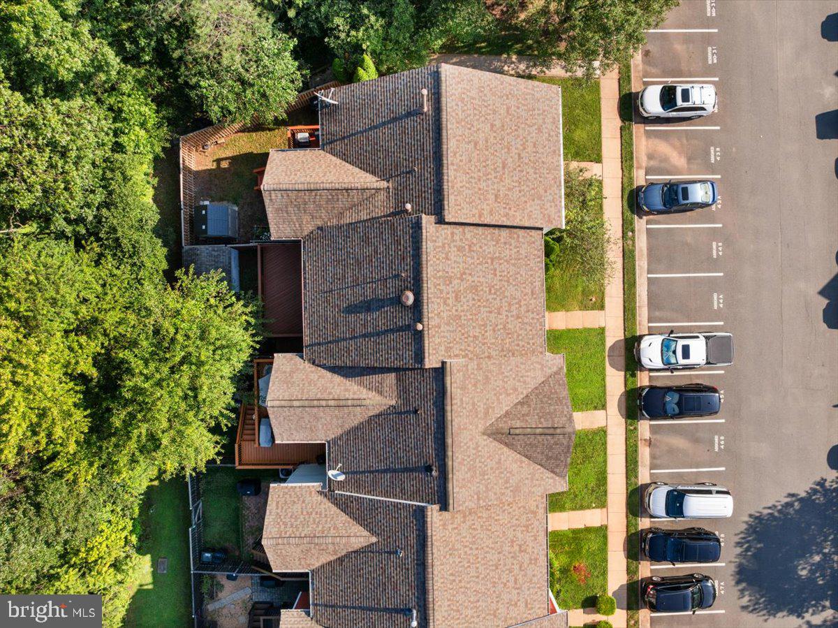 10251 Magnolia Grove Dr Property Photo 40