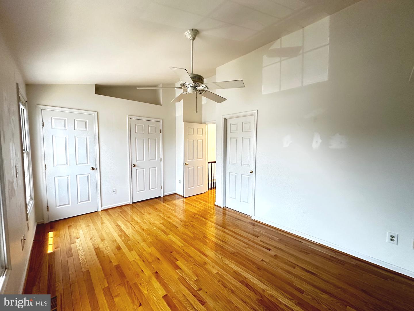 9799 Mock Orange Ct Property Photo 17