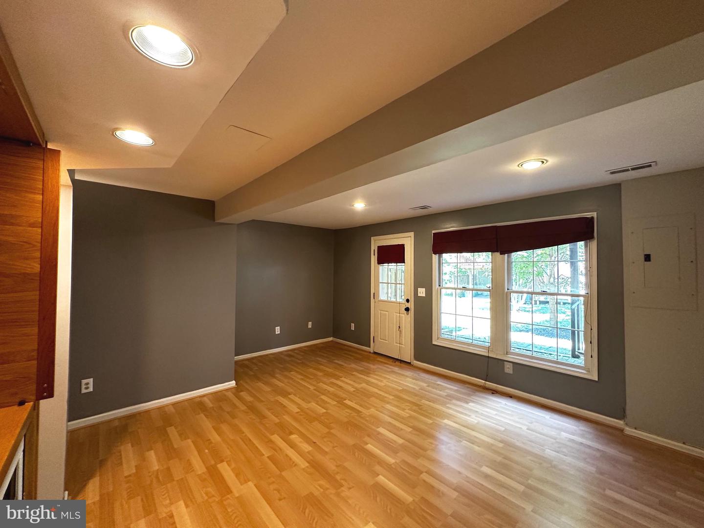 9799 Mock Orange Ct Property Photo 31