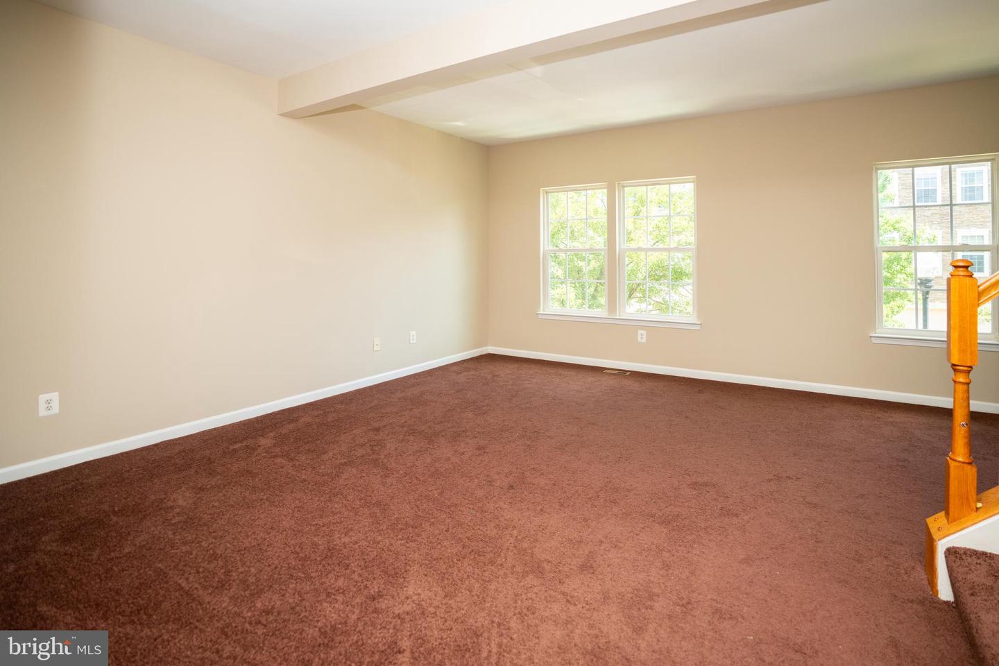 10246 Whitworth Ln Property Photo 19