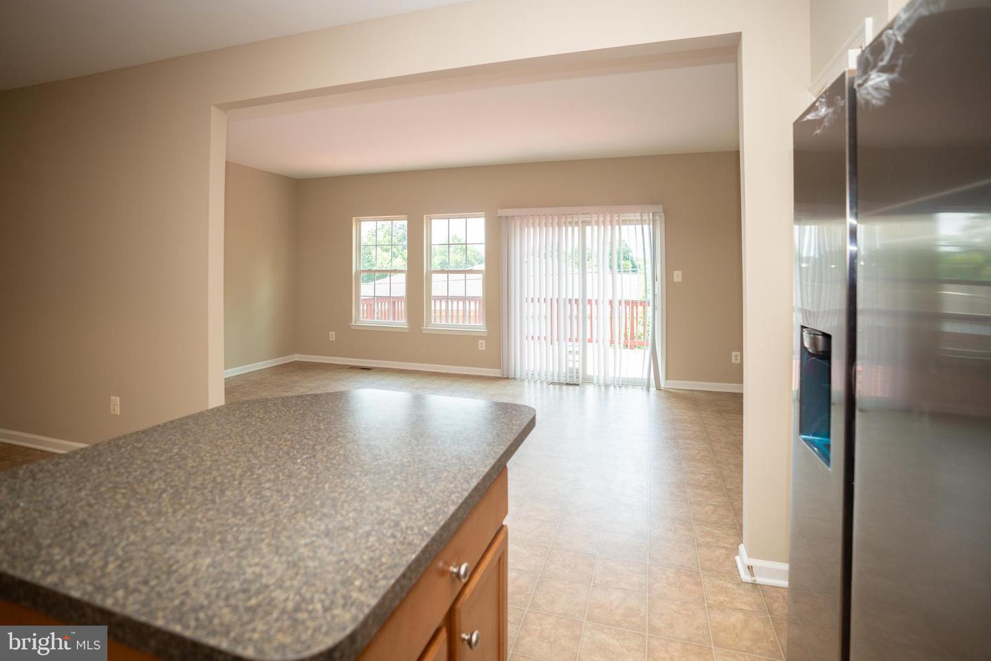 10246 Whitworth Ln Property Photo 32