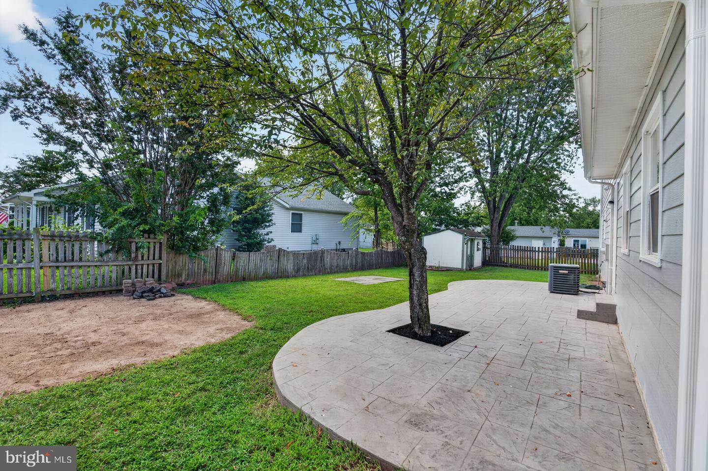 9439 Waterford Dr Property Photo 6