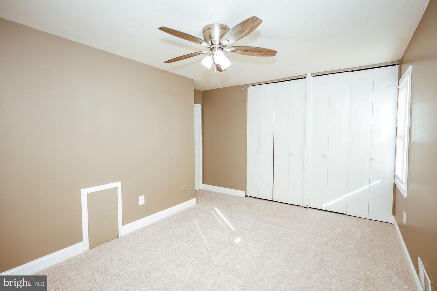 9337 Taney Rd Property Photo 24