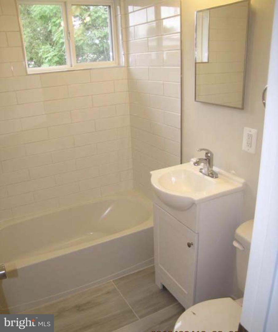 9812 Main St Property Photo 5