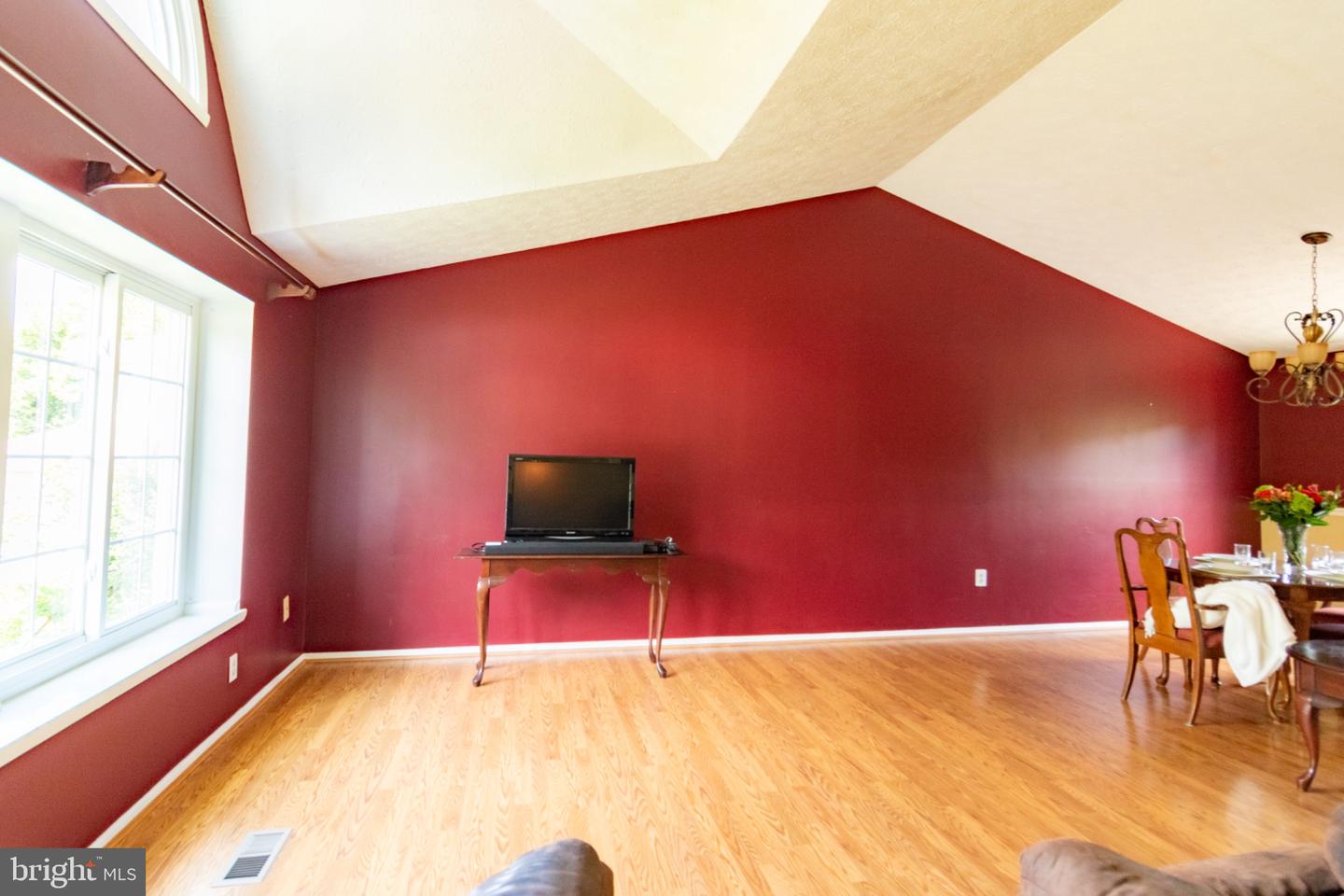 10273 Nantucket Ct Property Photo 4