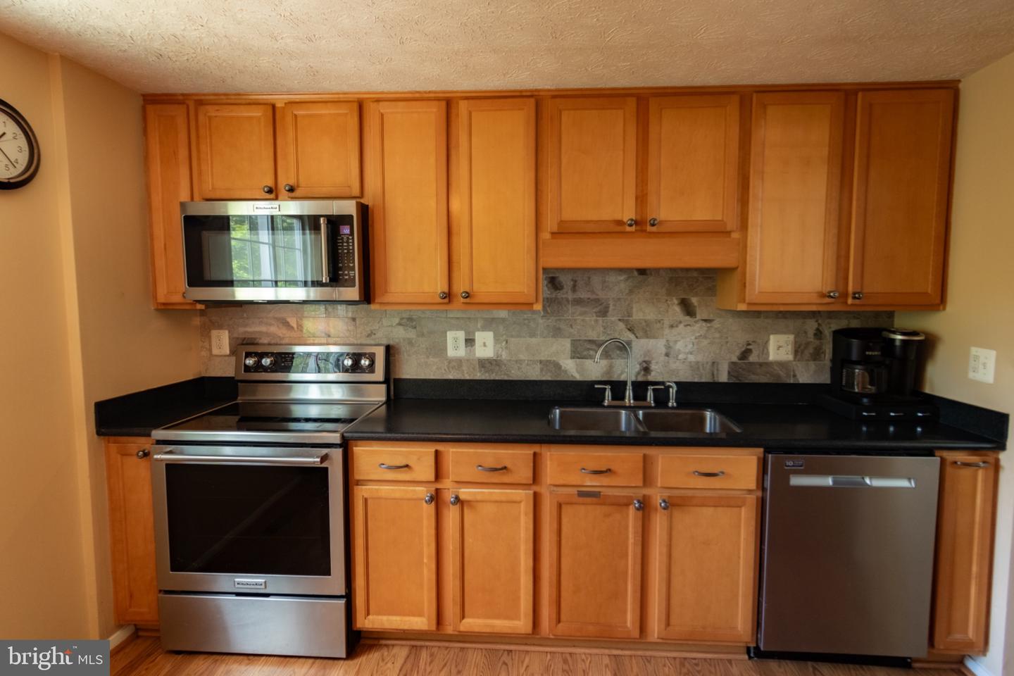 10273 Nantucket Ct Property Photo 9