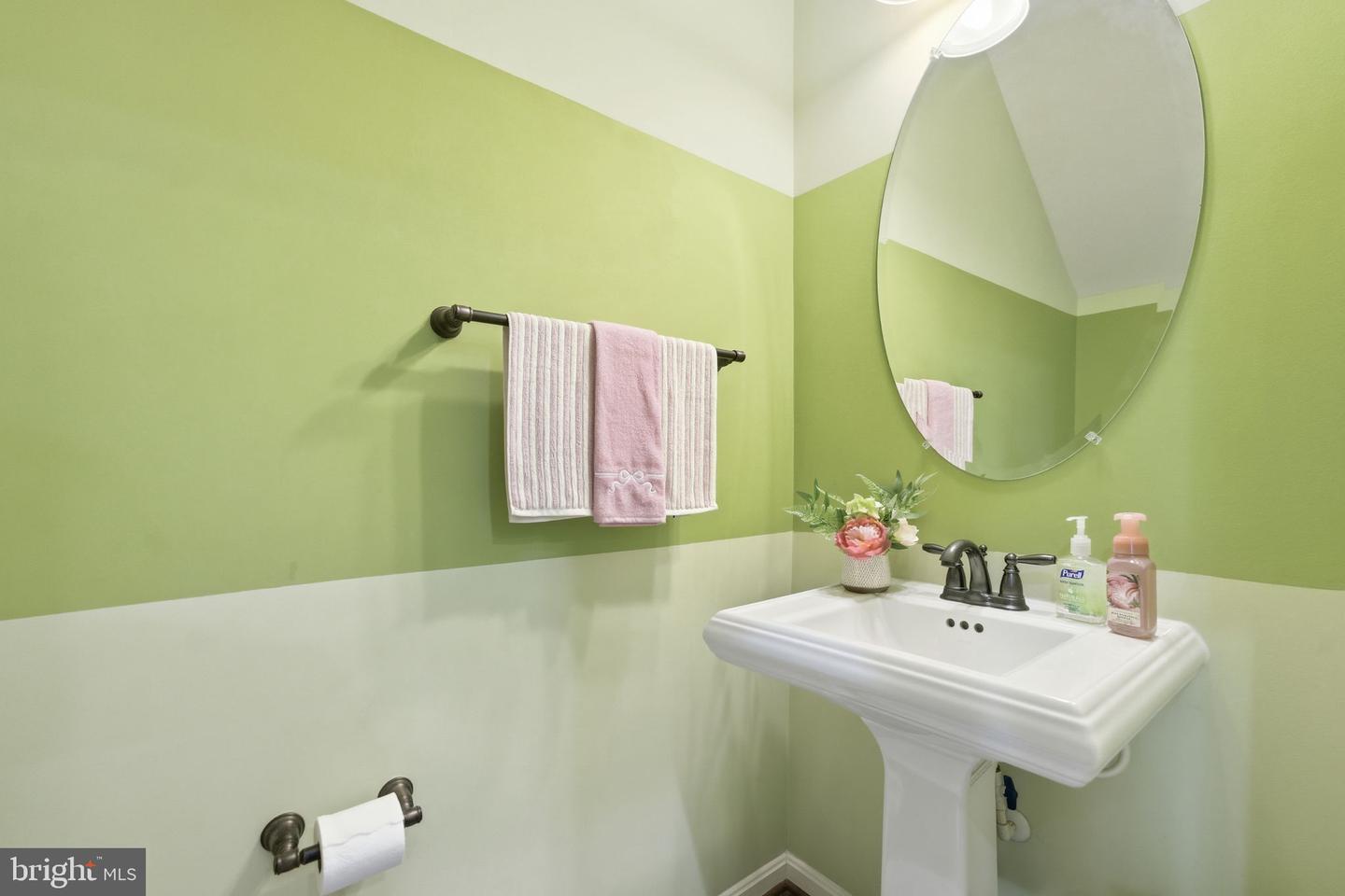 9504 Lee Ct Property Photo 11