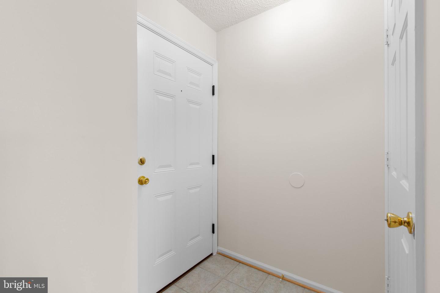 9250 Niki Place #302 Property Photo 3