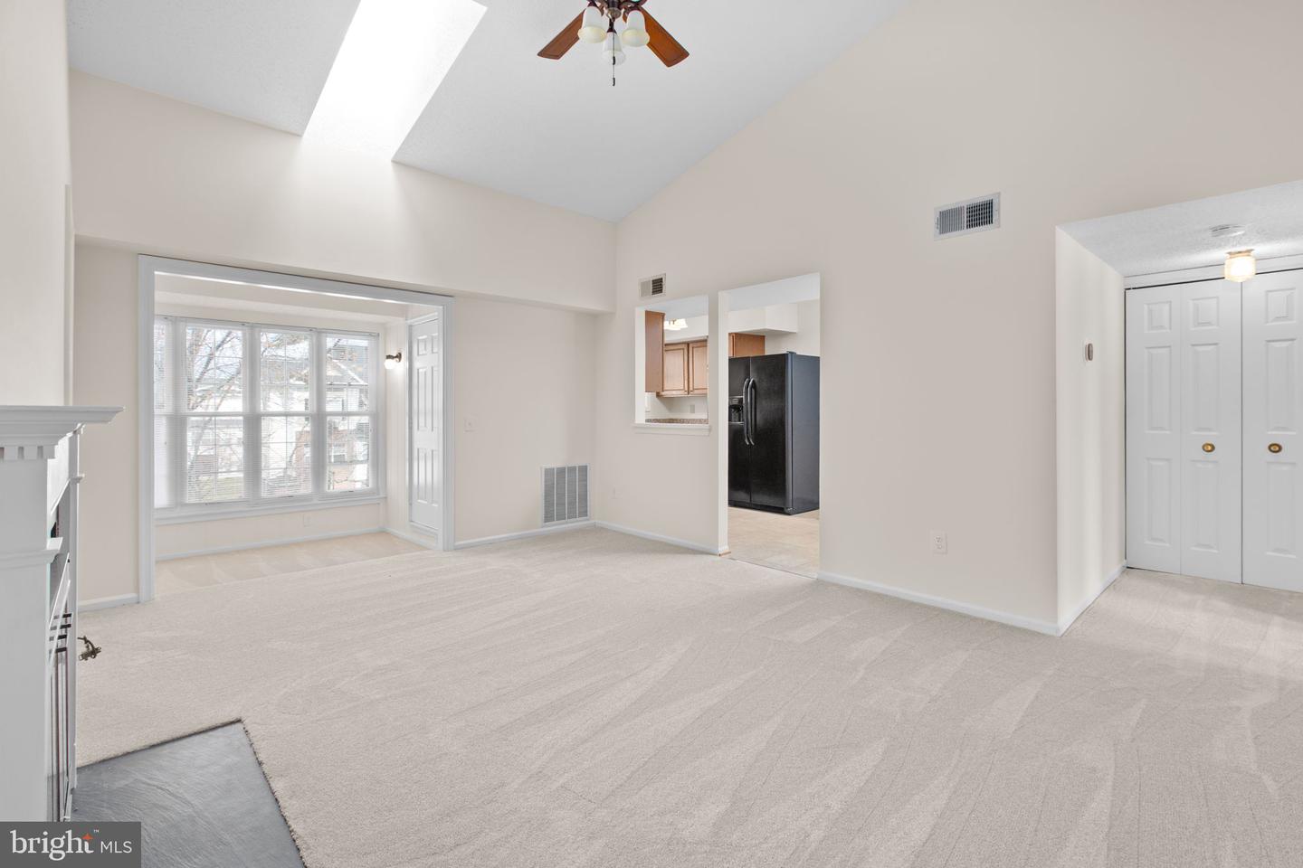 9250 Niki Place #302 Property Photo 5