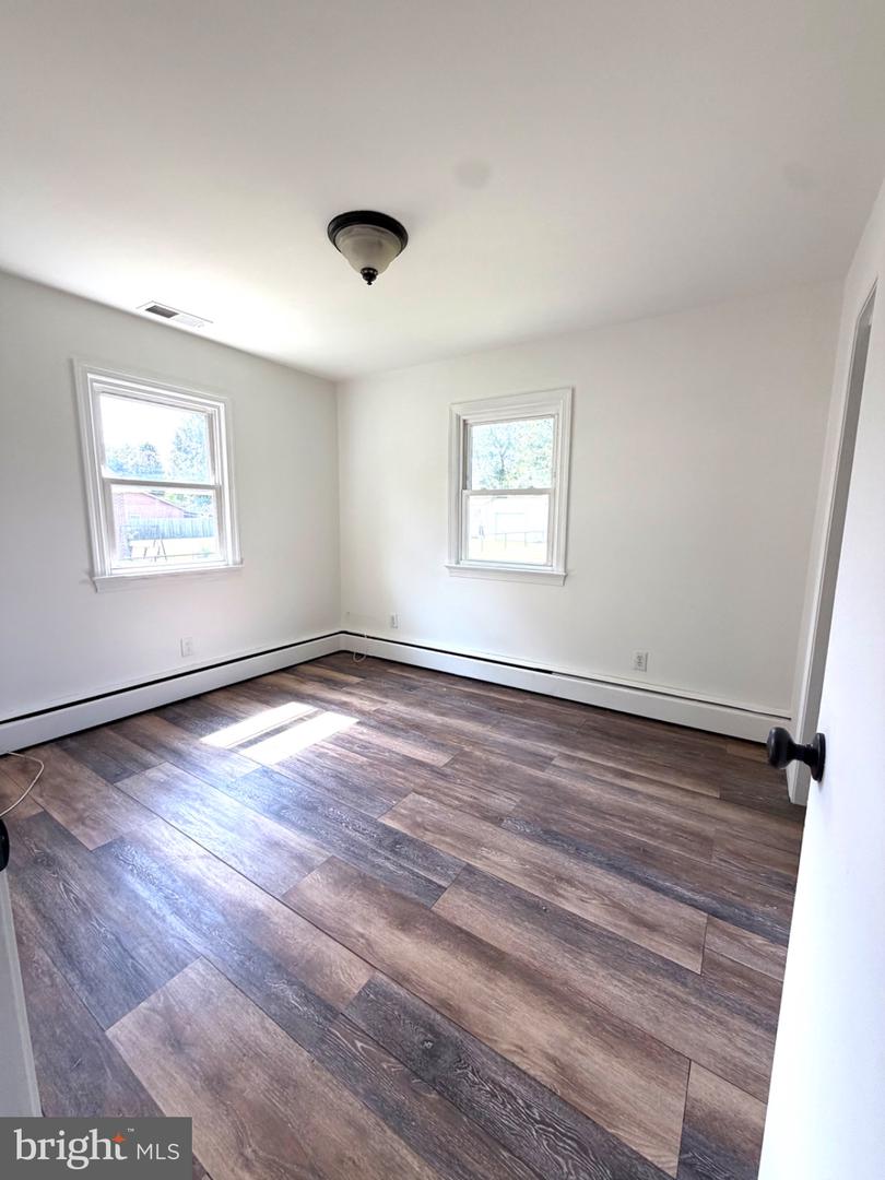 10112 S Grant Ave Property Photo 12