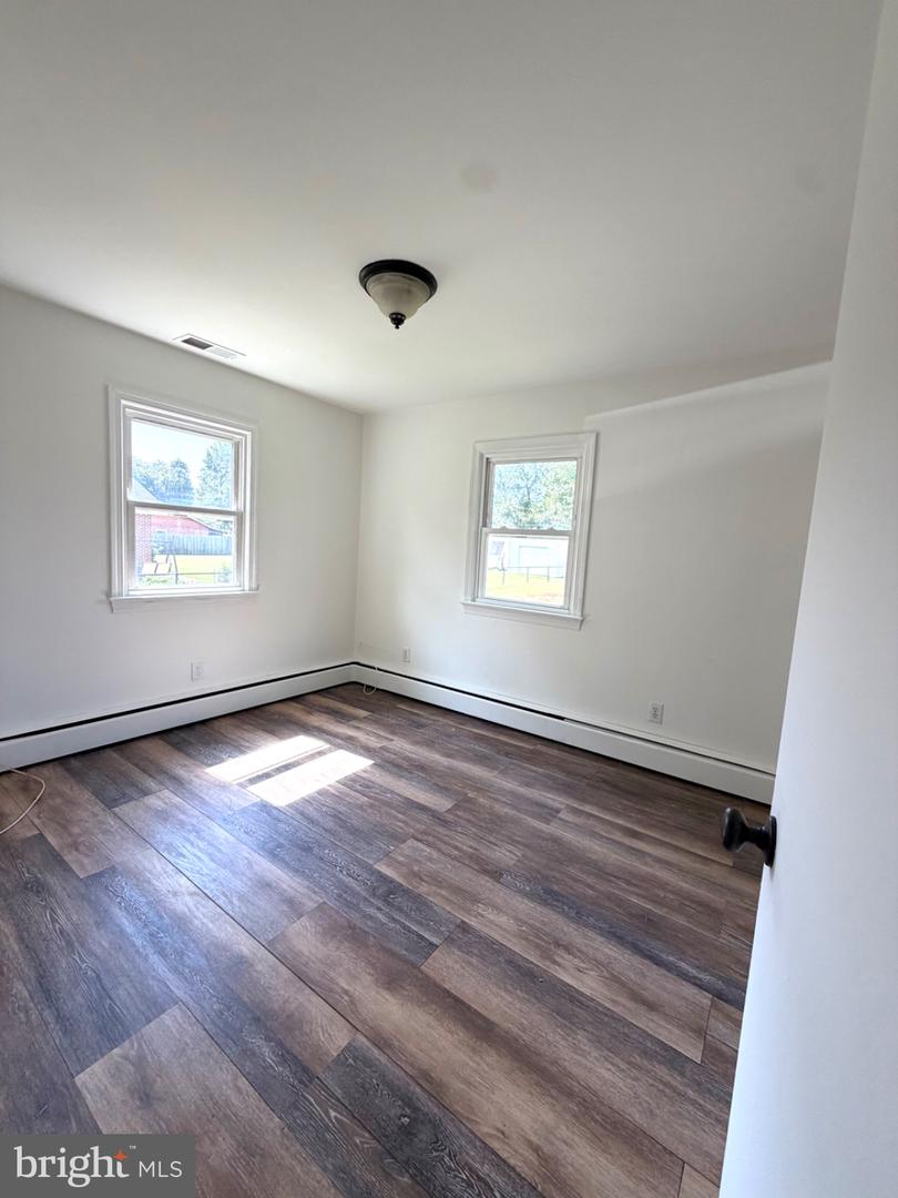 10112 S Grant Ave Property Photo 21
