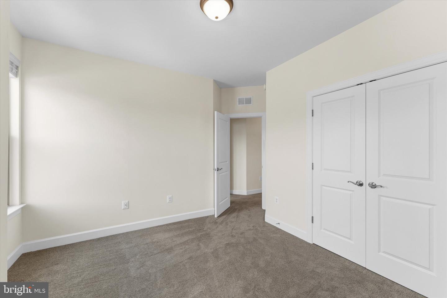 9862 Buchanan Loop Property Photo 34