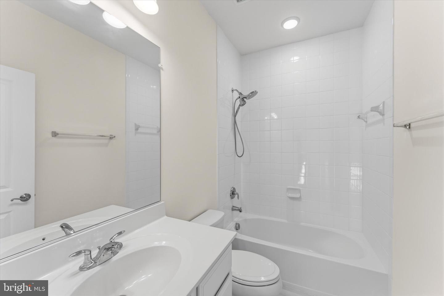 9862 Buchanan Loop Property Photo 35