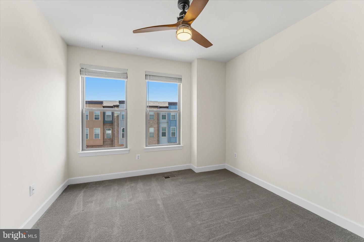 9862 Buchanan Loop Property Photo 36