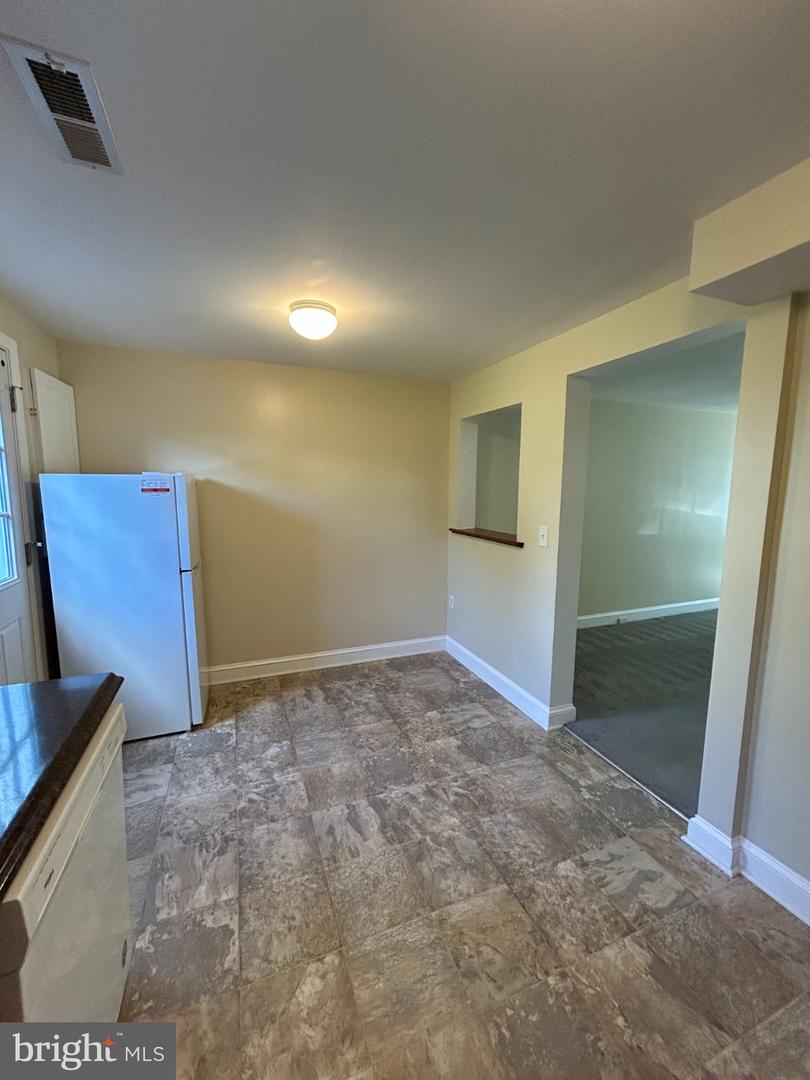8447 Braxted Ln Property Photo 11