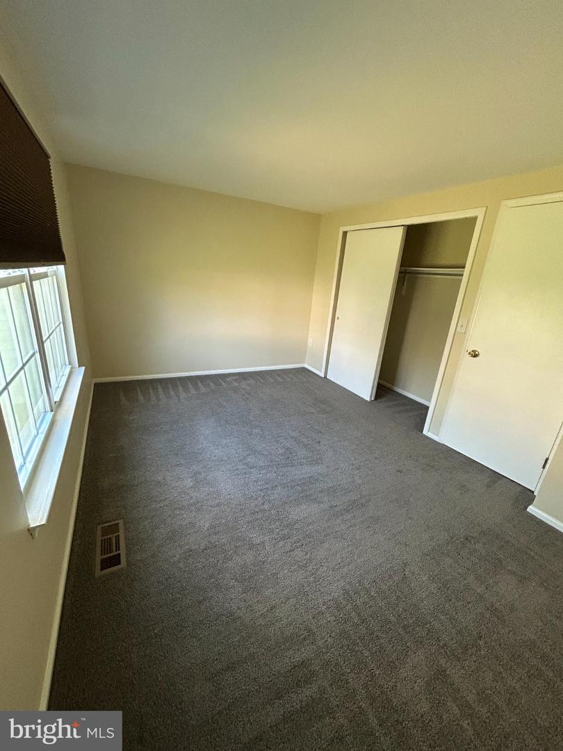 8447 Braxted Ln Property Photo 14