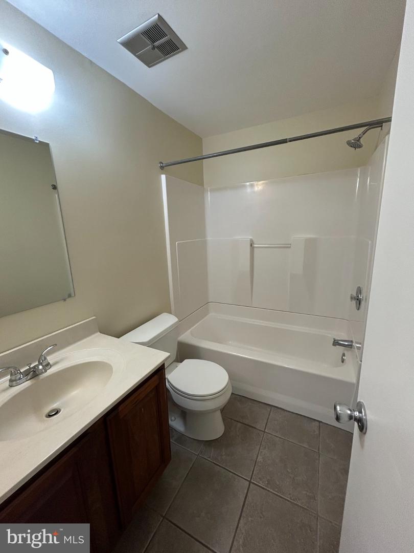 8447 Braxted Ln Property Photo 16