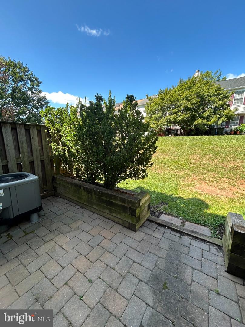 8447 Braxted Ln Property Photo 19