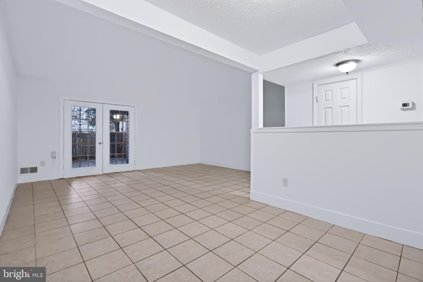 9355 Taney Rd Property Photo 7