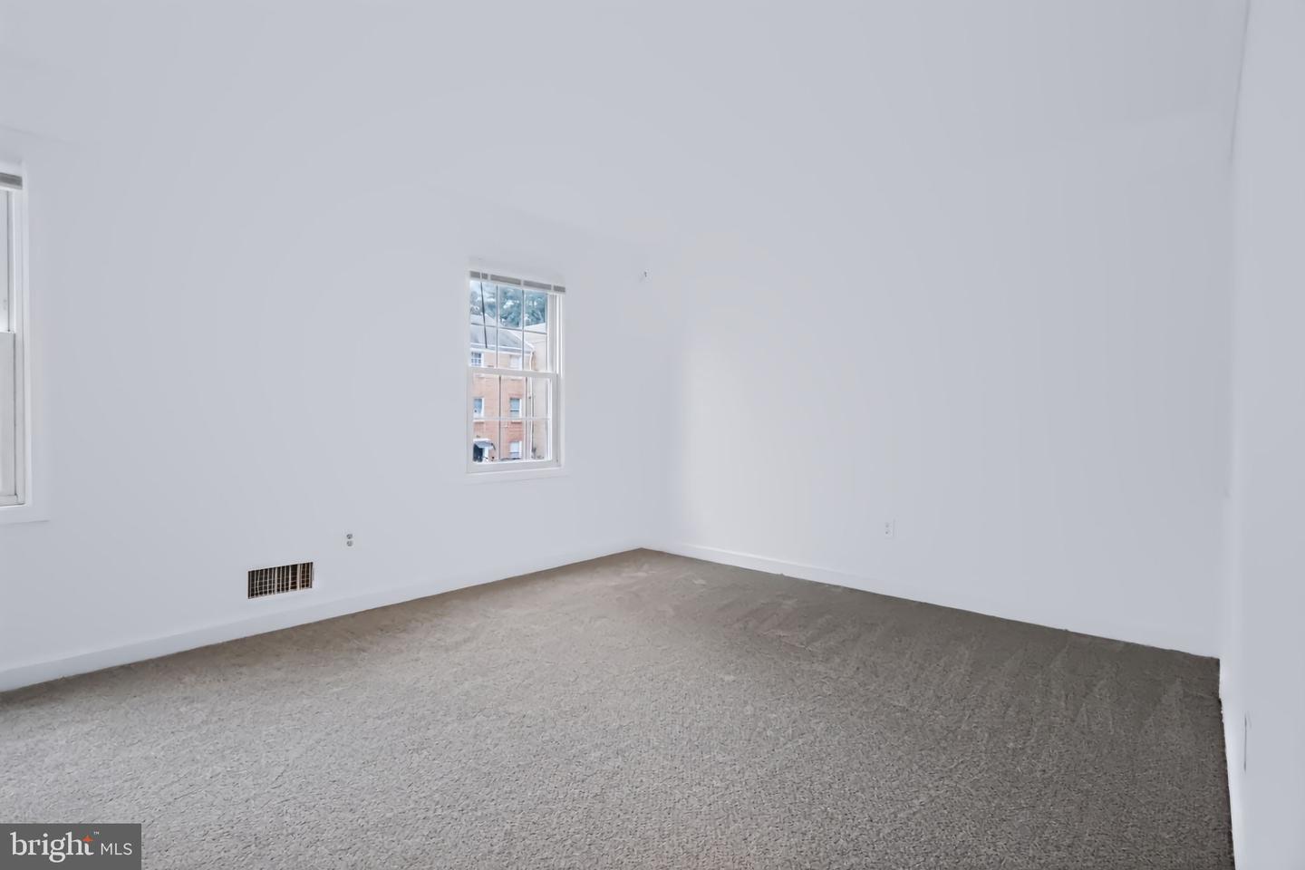9355 Taney Rd Property Photo 15