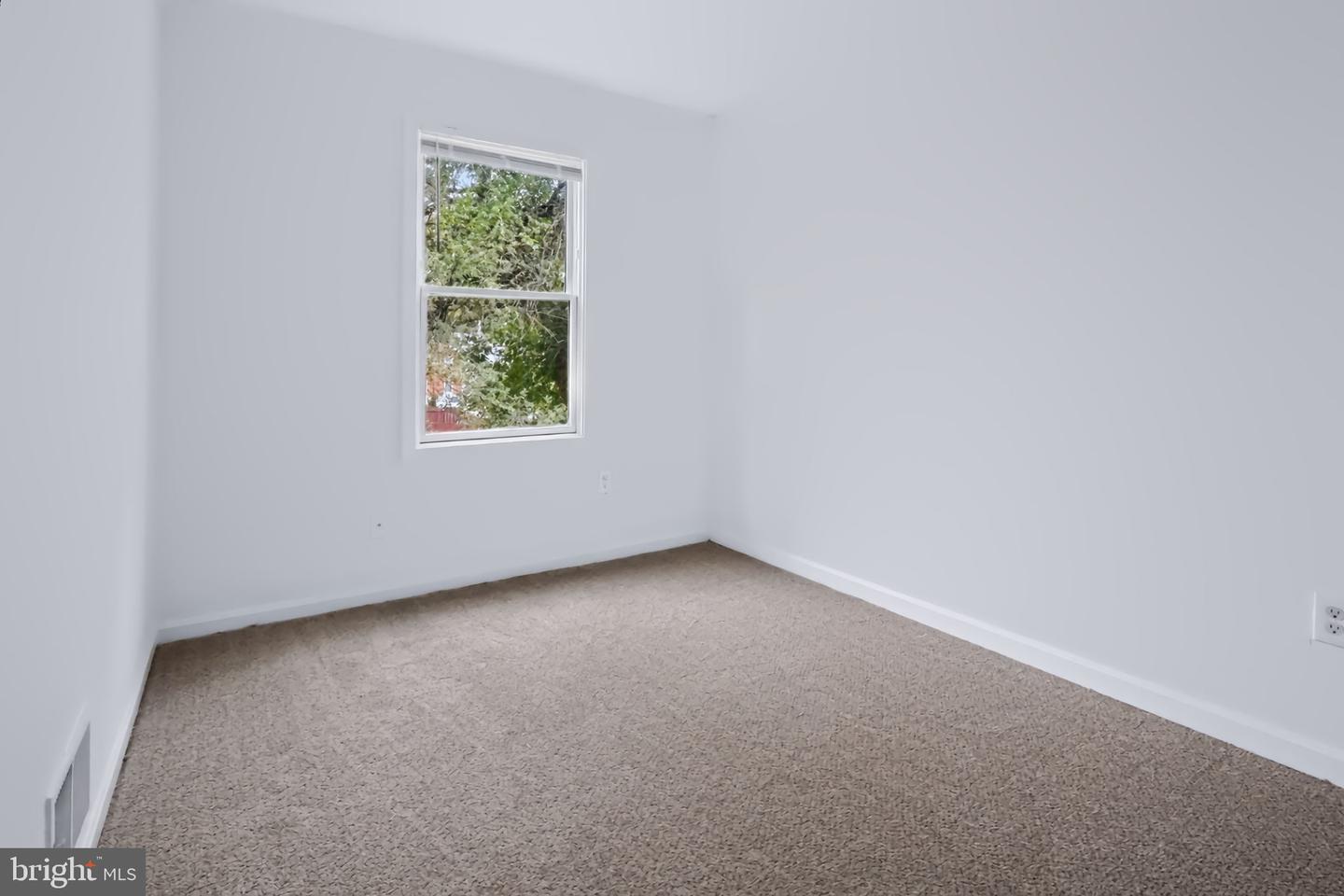 9355 Taney Rd Property Photo 19