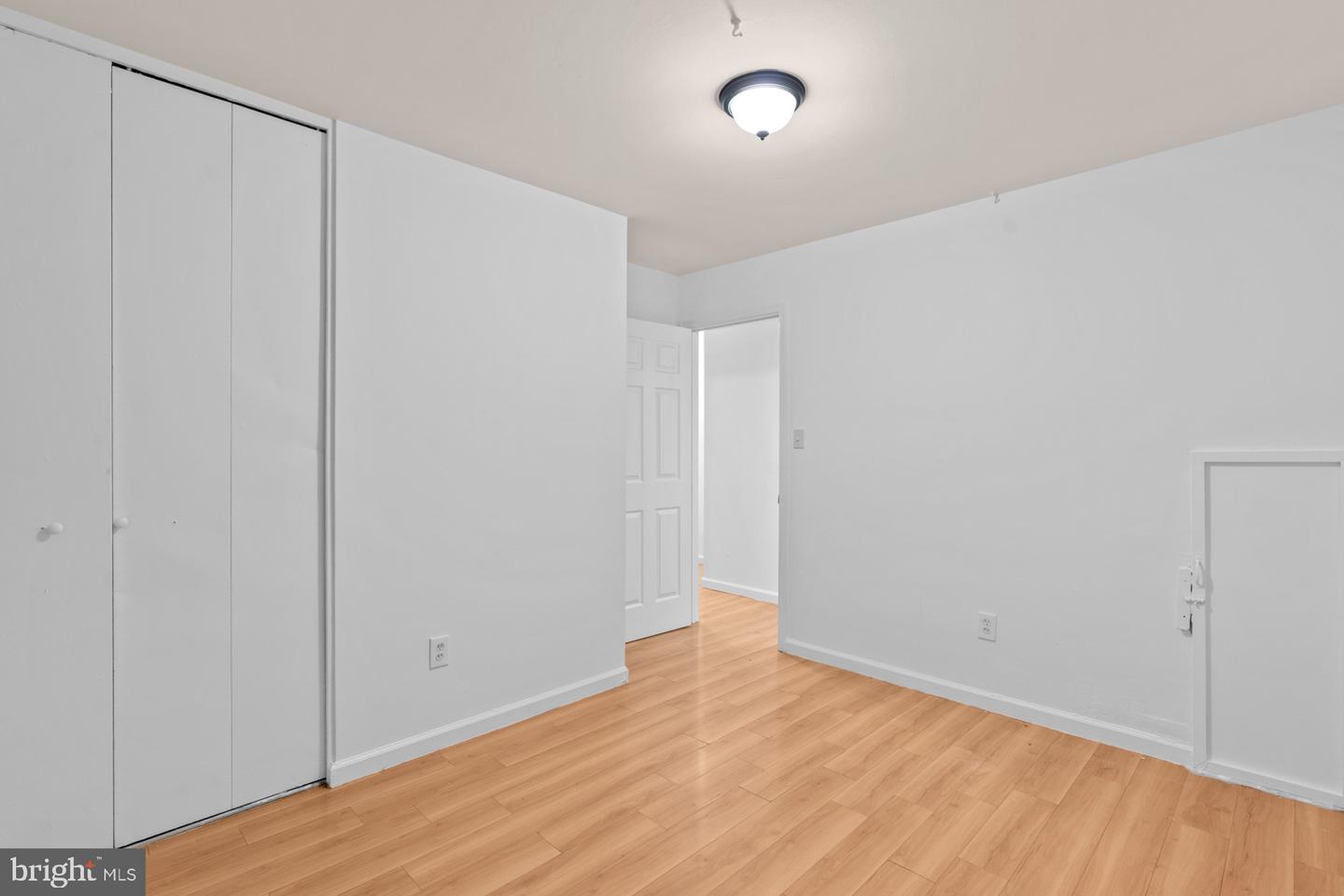 9827 Town Ln Property Photo 13